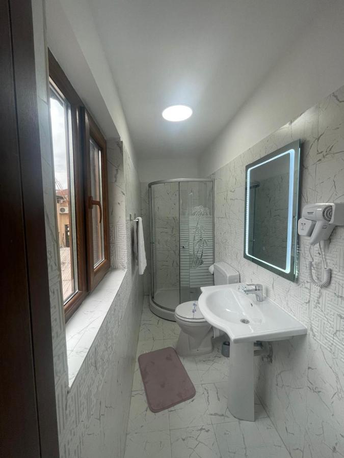 Hostel Tripoli Palace Bucharest Exterior photo
